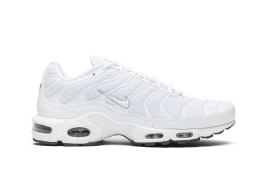 Nike tn white